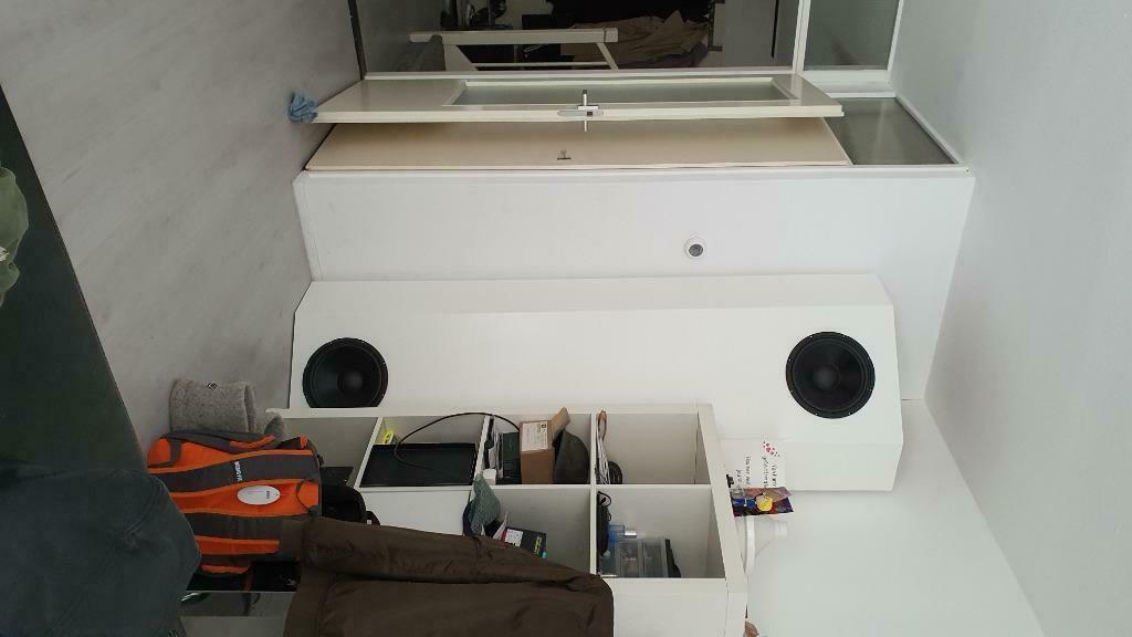 Alternatieve uitvoering van verticale subwoofer